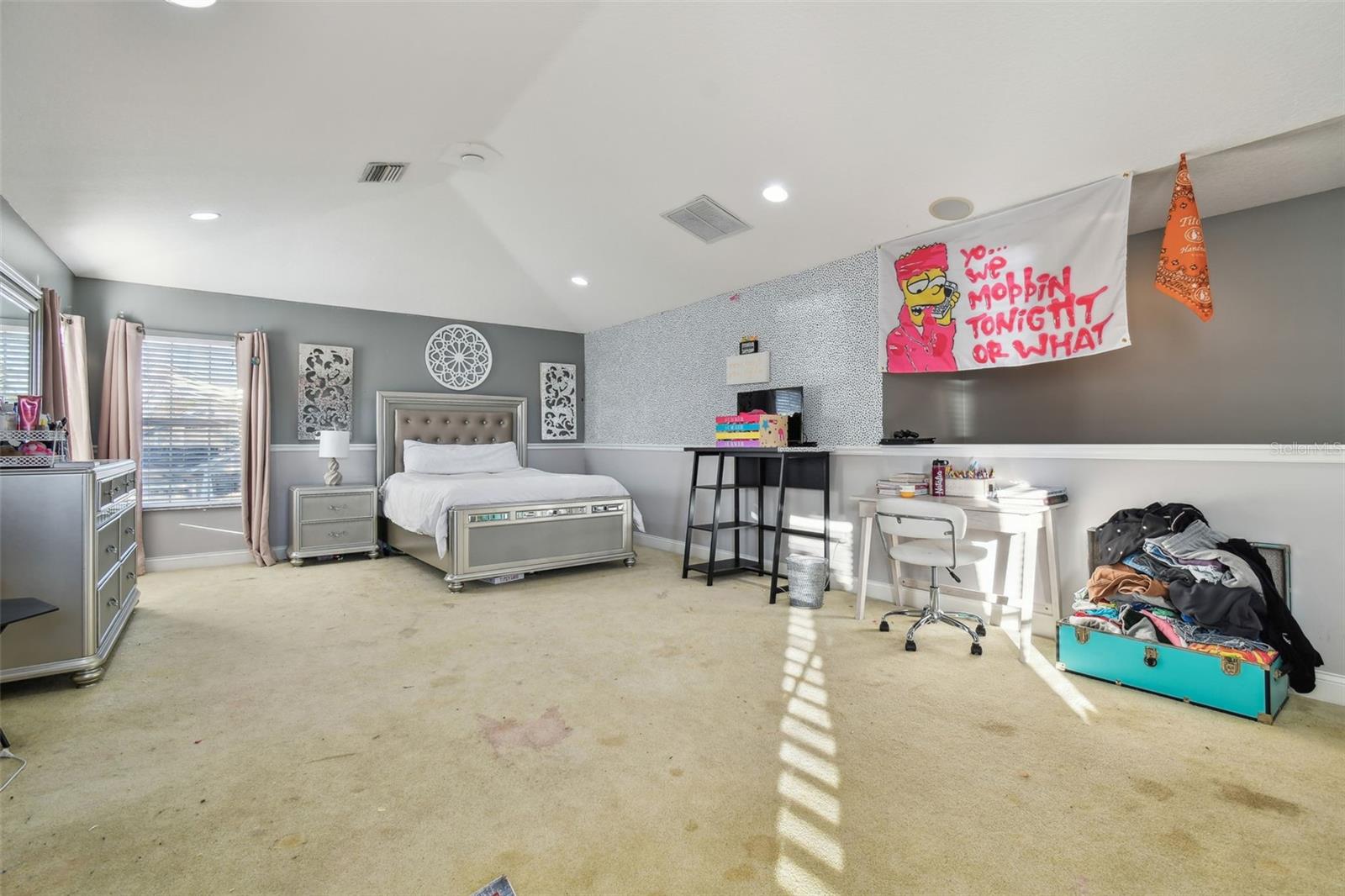 Listing photo id 23 for 18034 Lake Reflections Boulevard