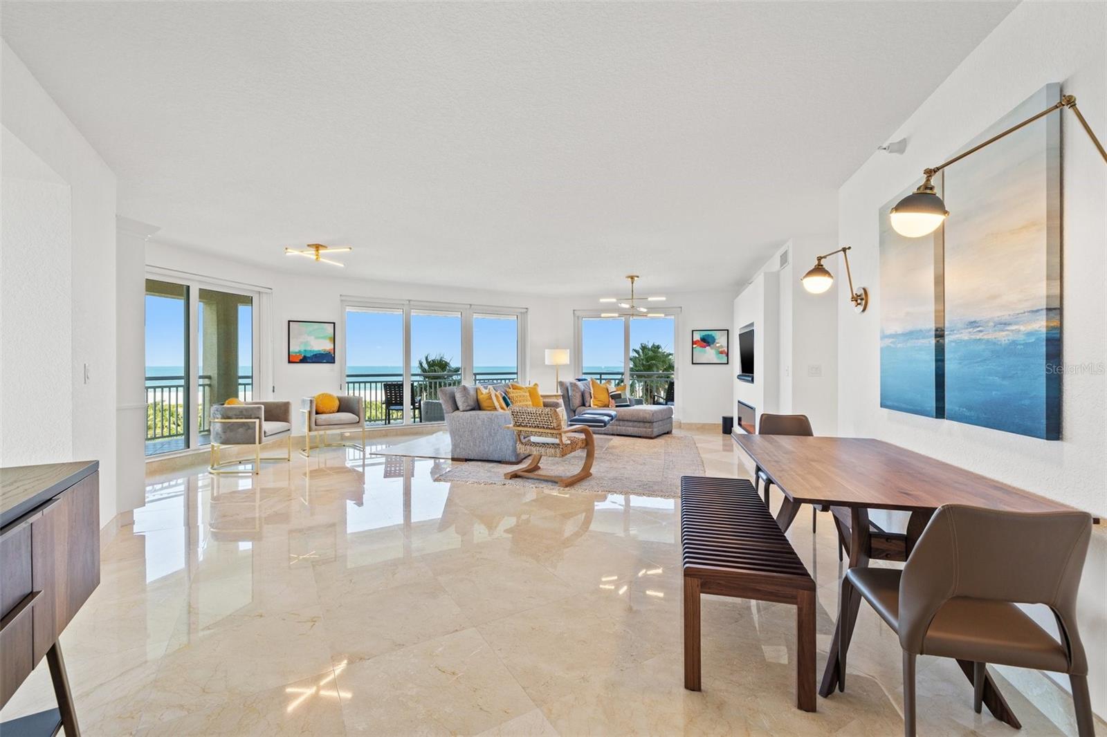 Image 3 of 30 For 1180 Gulf Boulevard 401
