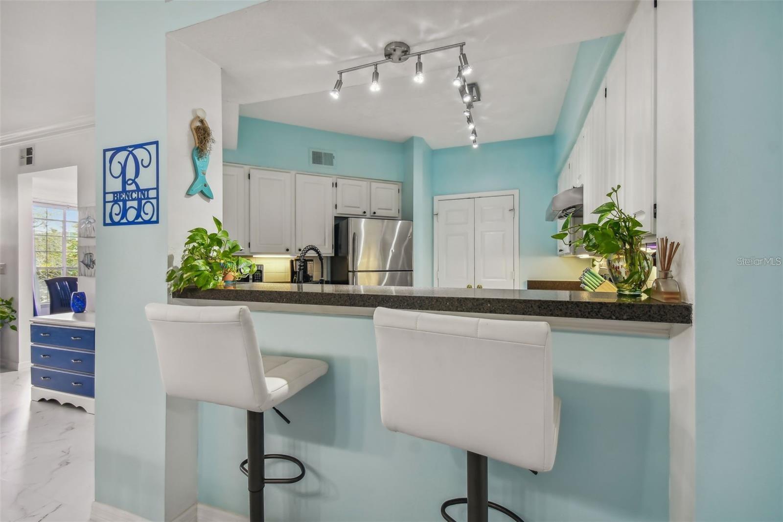 Image 11 of 100 For 4304 Bay Club Circle