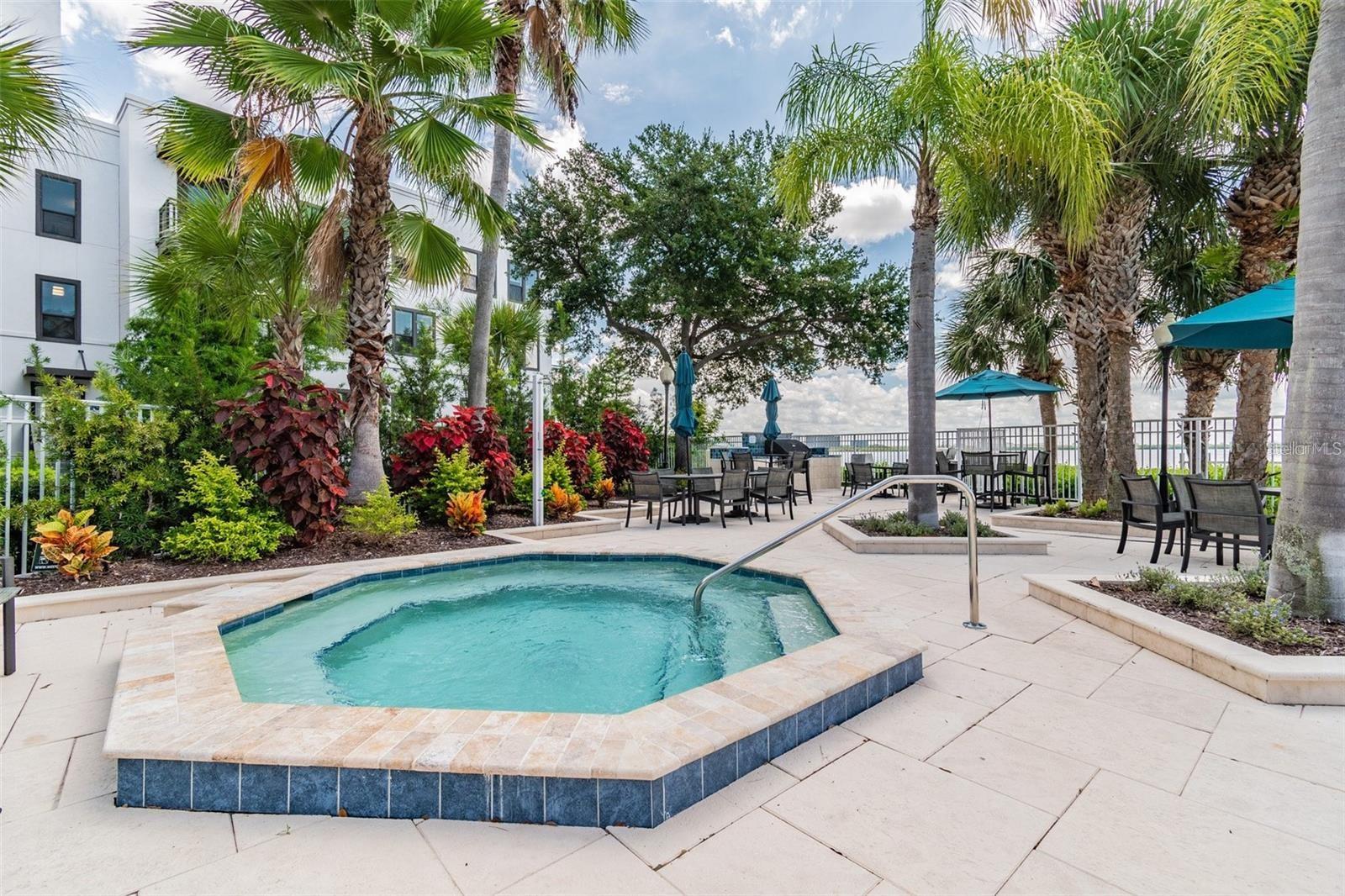 Image 41 of 100 For 4304 Bay Club Circle