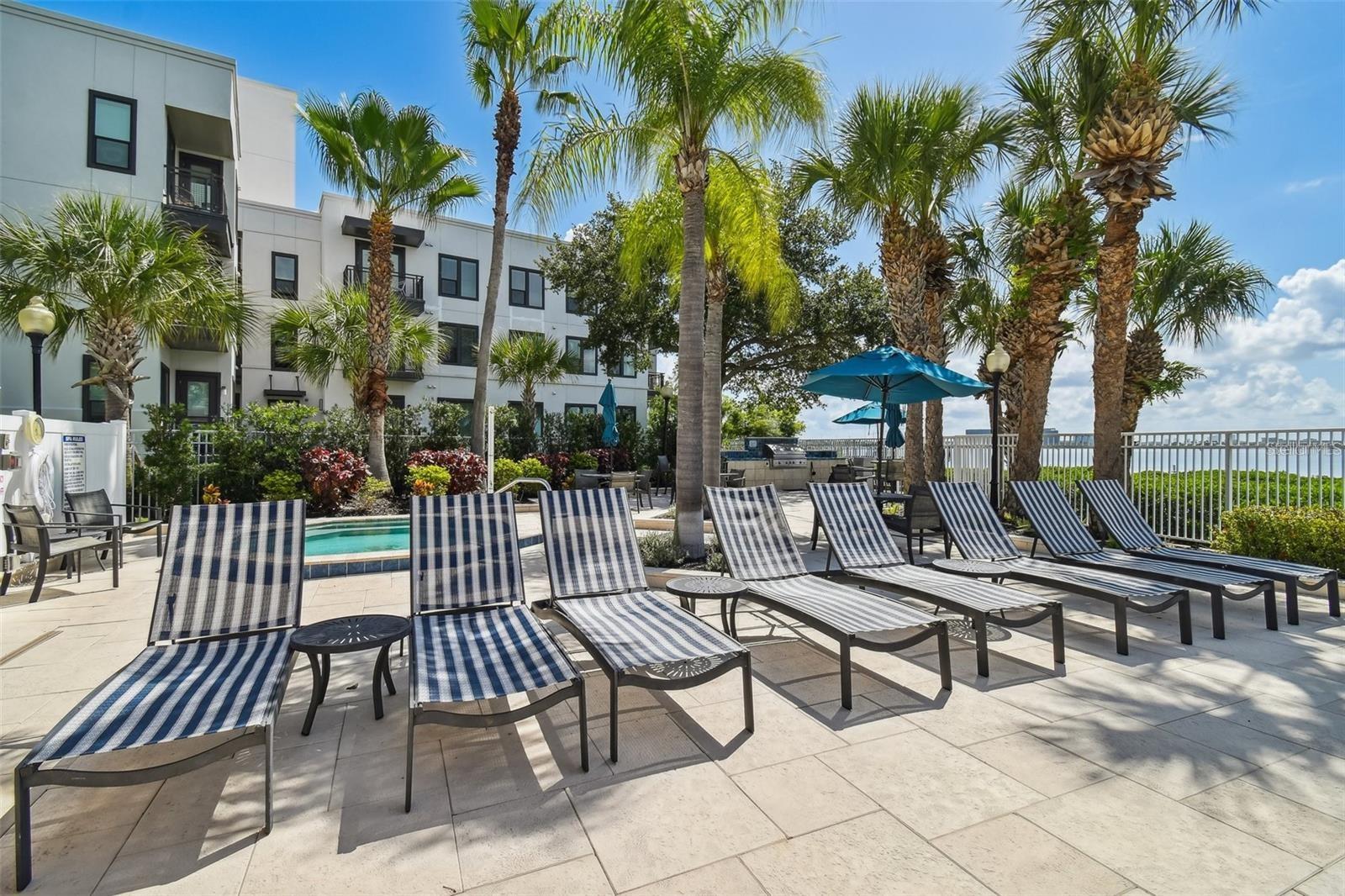 Image 44 of 100 For 4304 Bay Club Circle