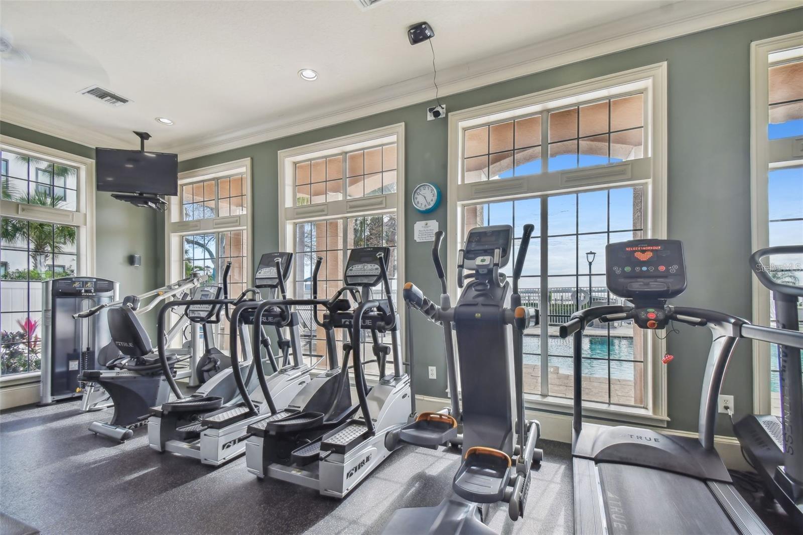 Image 60 of 100 For 4304 Bay Club Circle