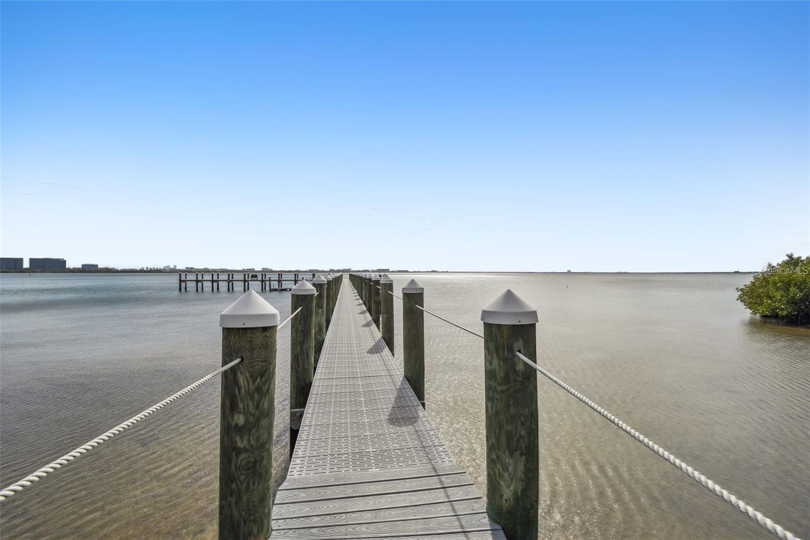 Image 67 of 100 For 4304 Bay Club Circle