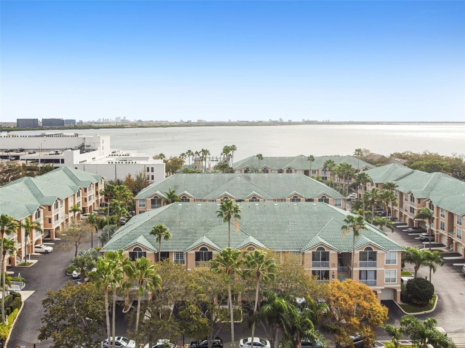 Image 73 of 100 For 4304 Bay Club Circle