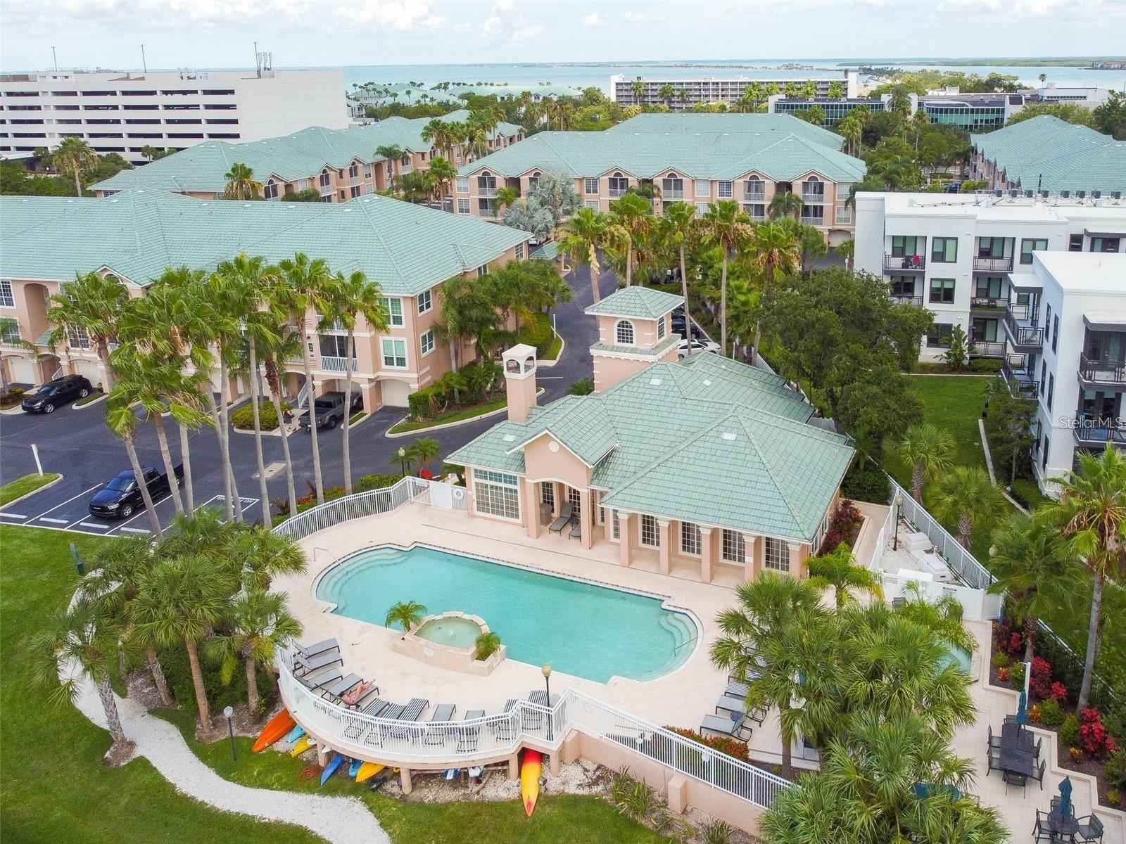 Image 91 of 100 For 4304 Bay Club Circle