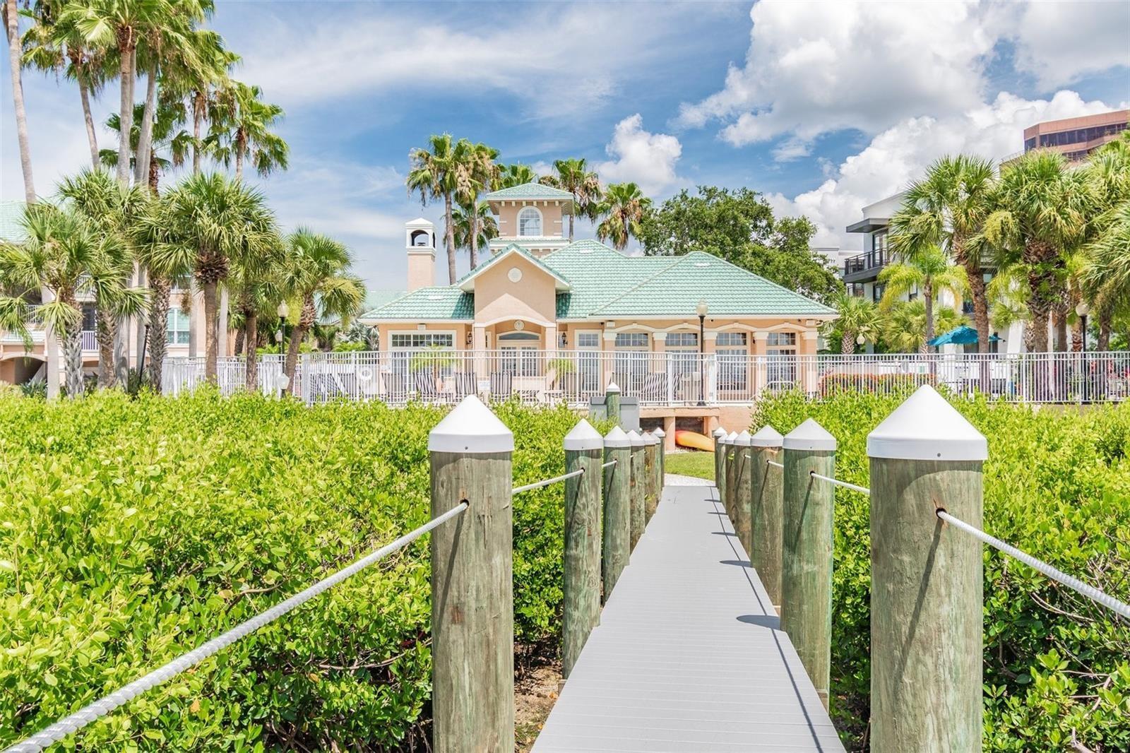 Image 95 of 100 For 4304 Bay Club Circle