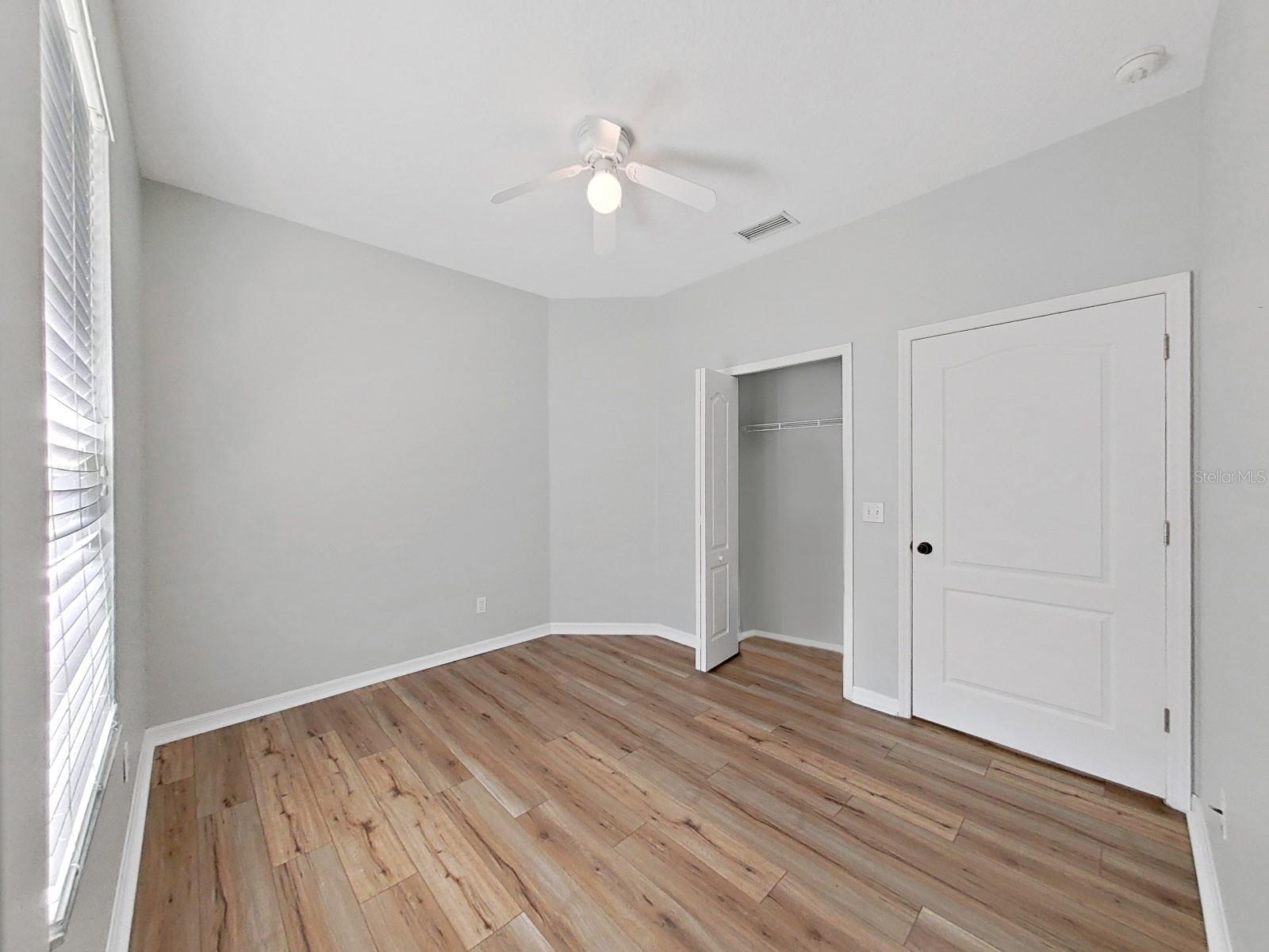 Image 18 of 26 For 6077 Sandhill Ridge Drive