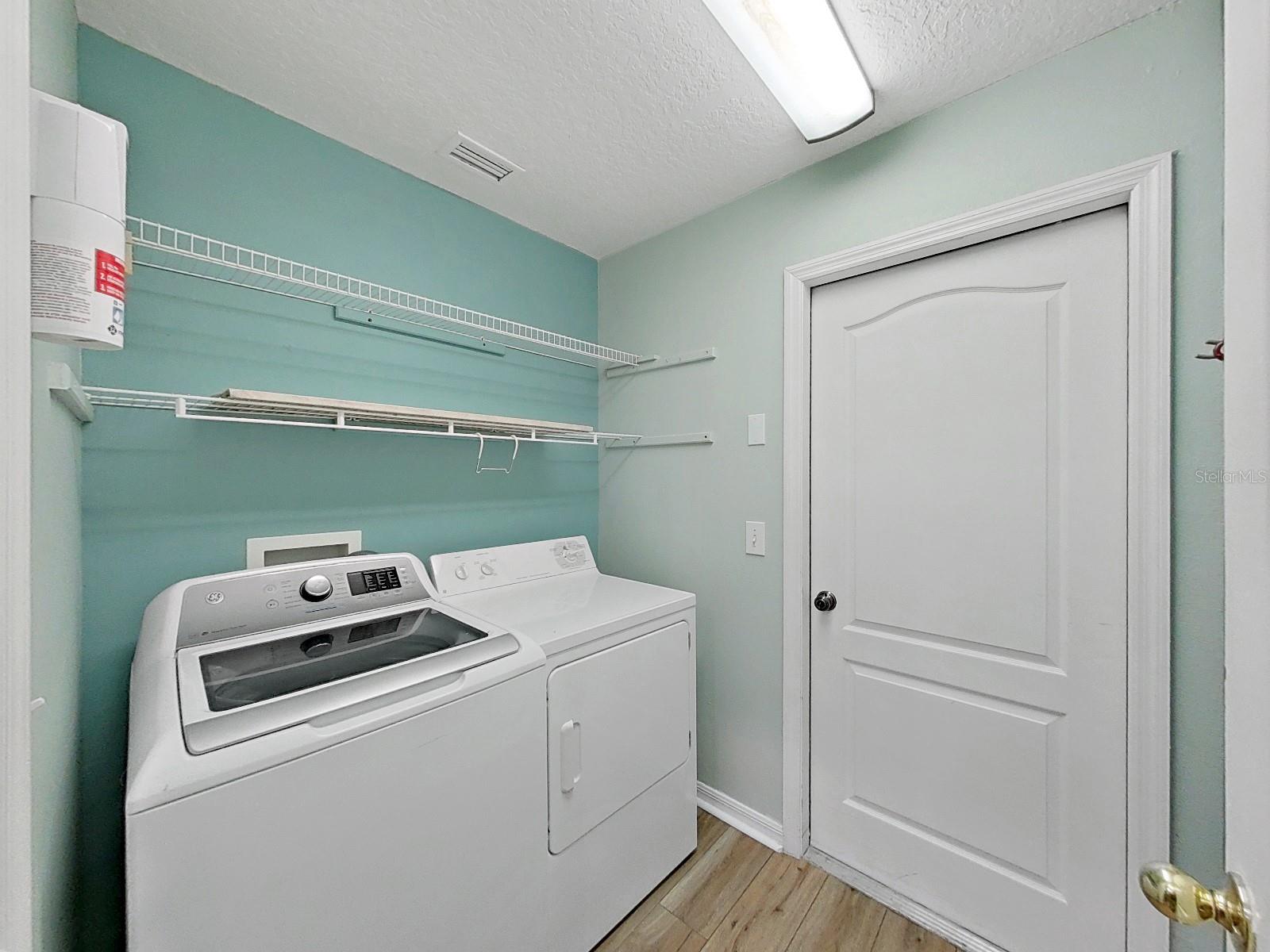 Image 21 of 26 For 6077 Sandhill Ridge Drive