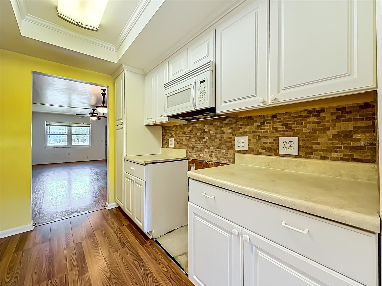 Image 14 of 58 For 1900 59th Avenue N 106