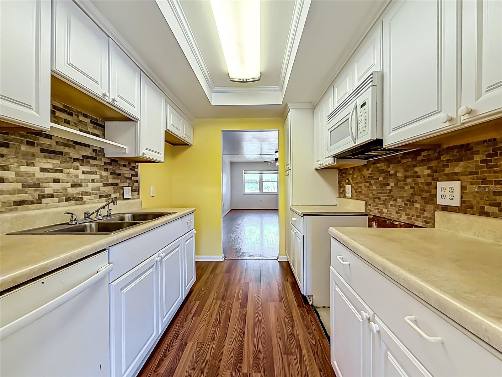 Image 15 of 58 For 1900 59th Avenue N 106