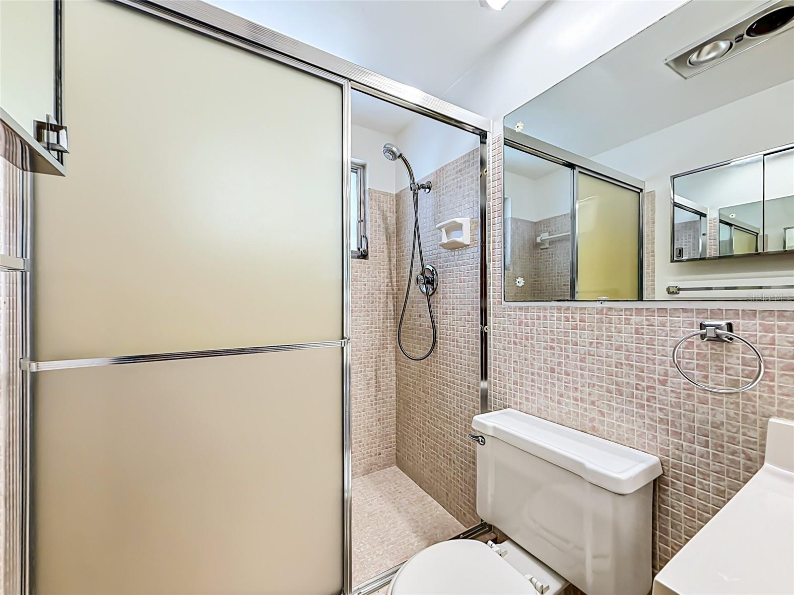 Image 20 of 58 For 1900 59th Avenue N 106