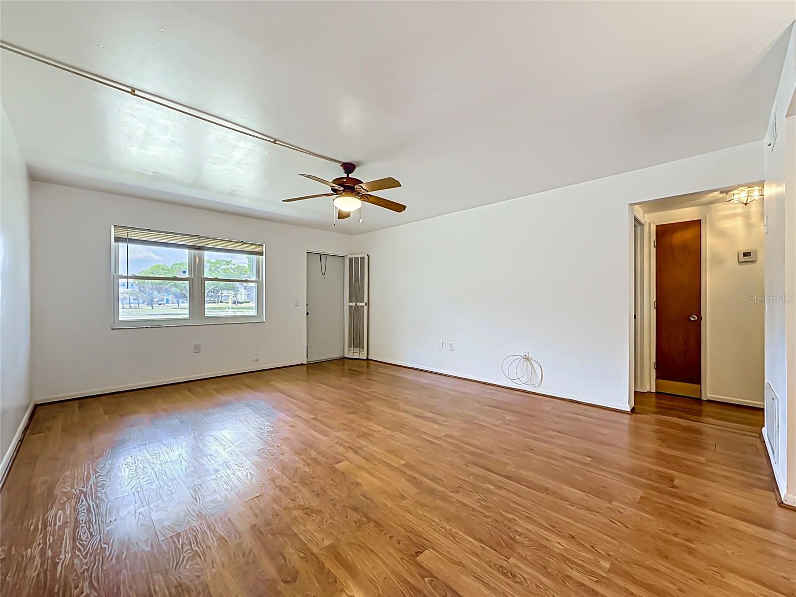 Image 5 of 58 For 1900 59th Avenue N 106