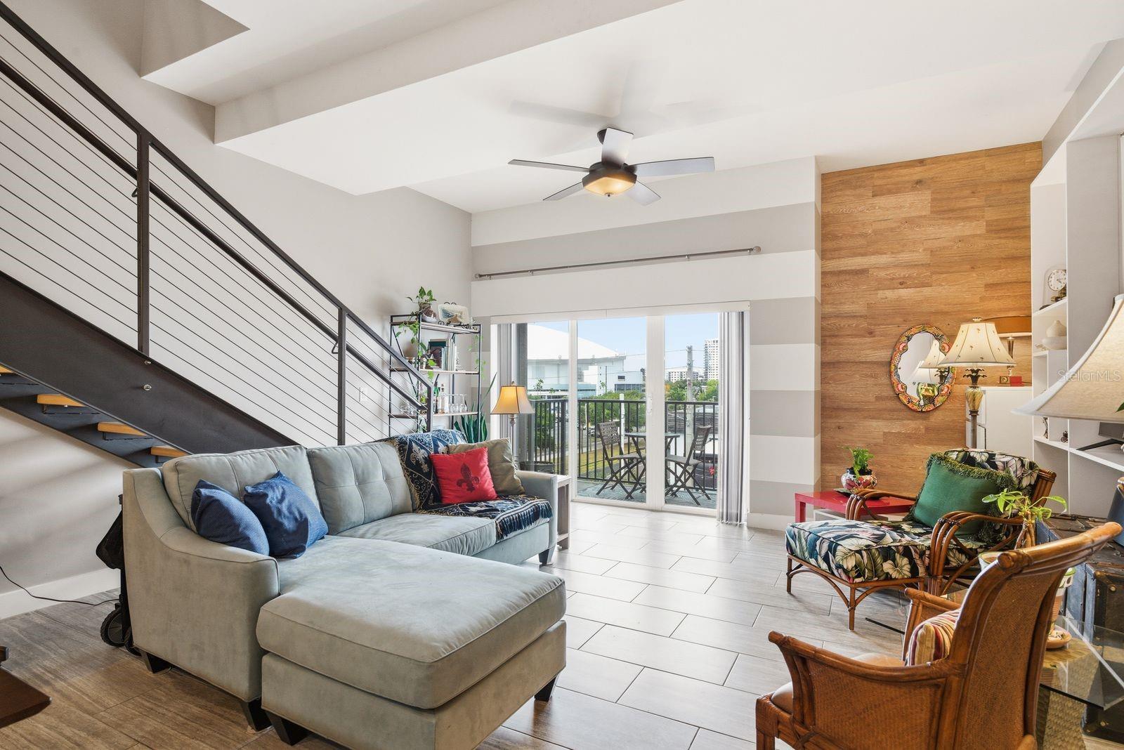 Image 11 of 58 For 1010 Central Avenue 436