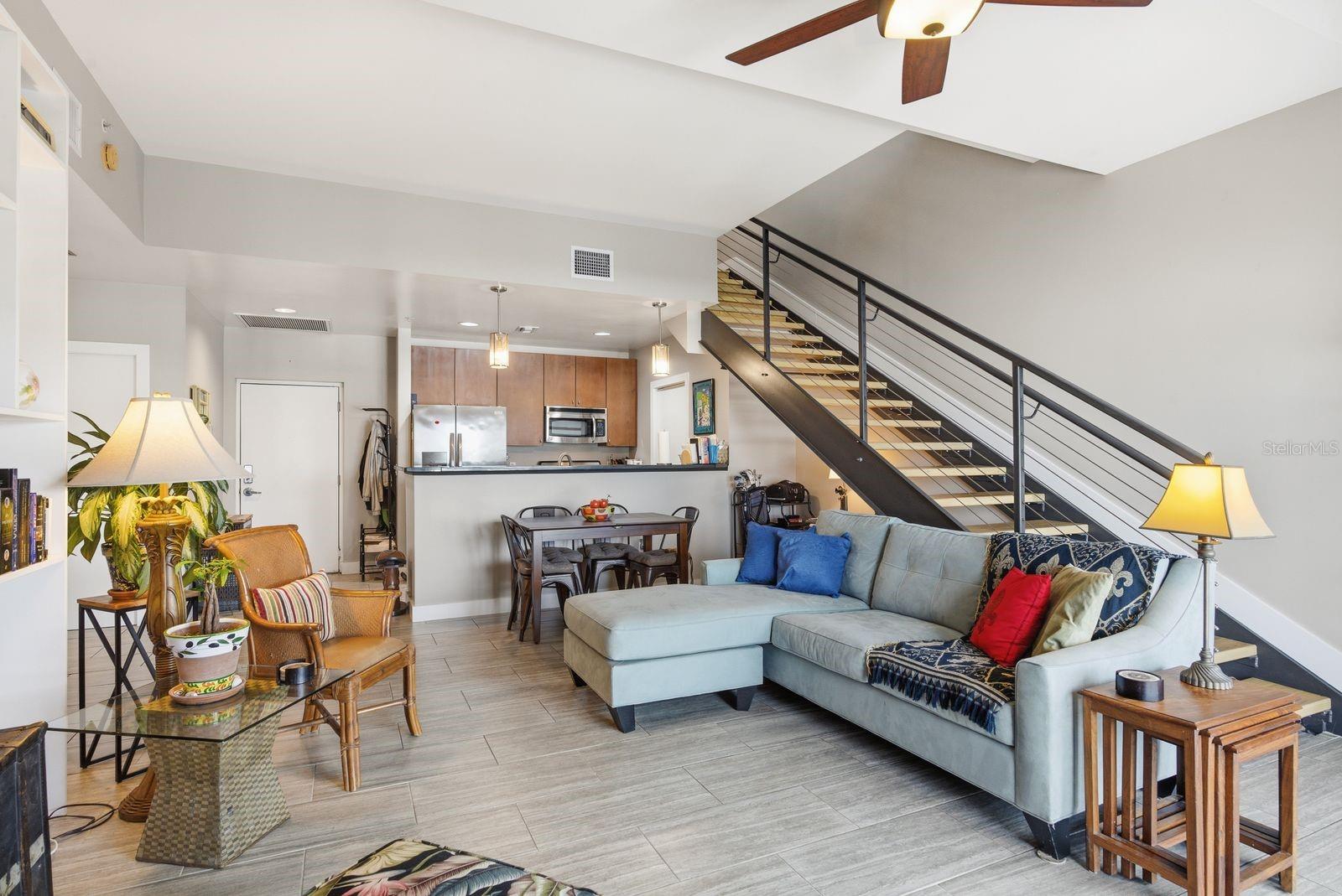Image 14 of 58 For 1010 Central Avenue 436