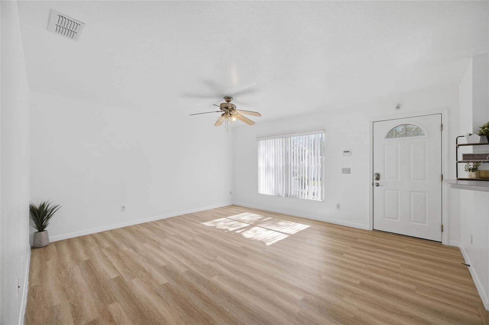 Image 7 of 37 For 8512 Dixon Avenue