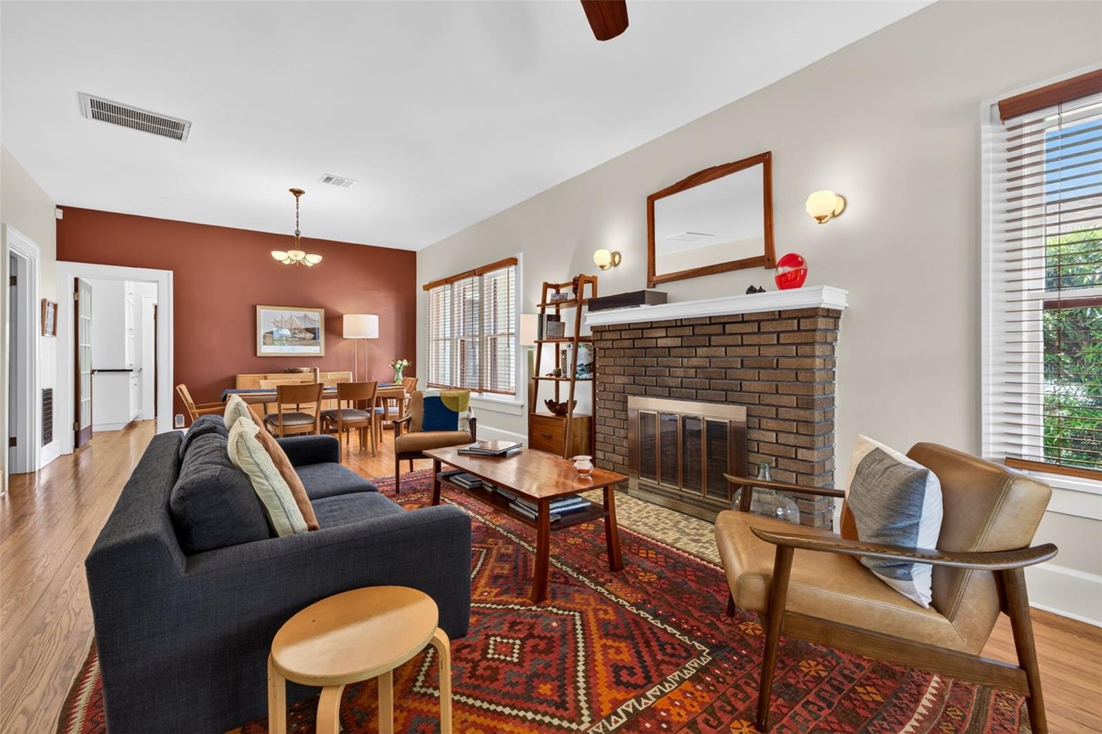 Image 11 of 34 For 2845 7th Avenue N