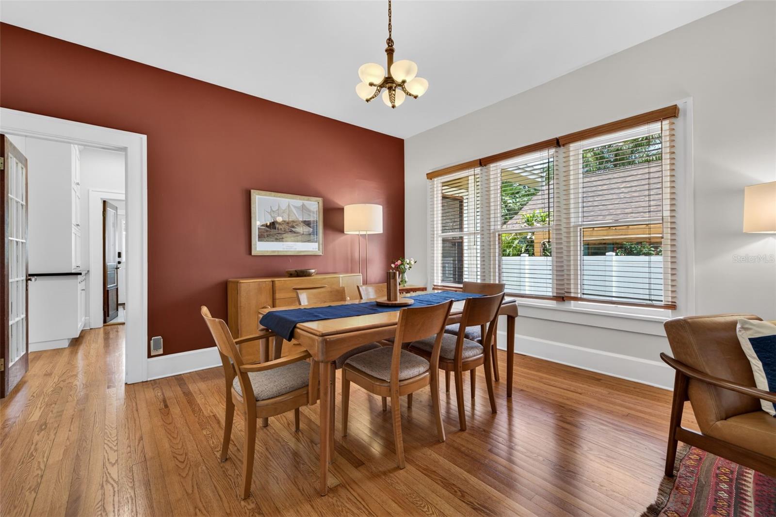 Image 12 of 34 For 2845 7th Avenue N