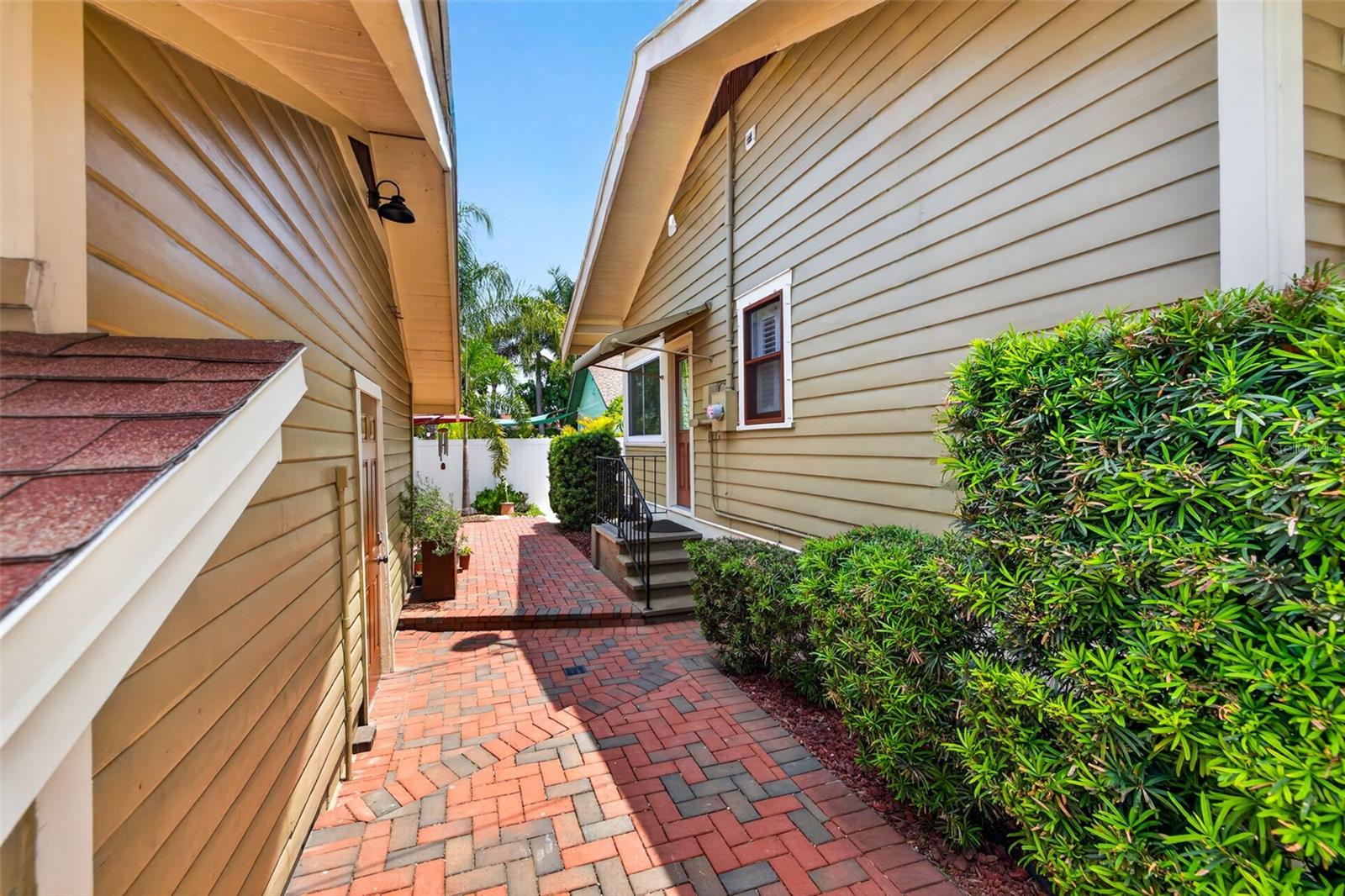 Image 30 of 34 For 2845 7th Avenue N