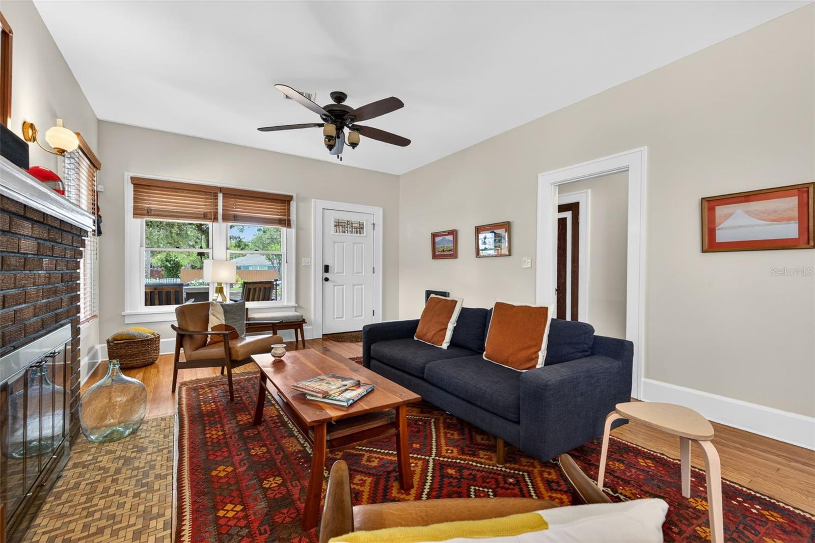 Image 8 of 34 For 2845 7th Avenue N