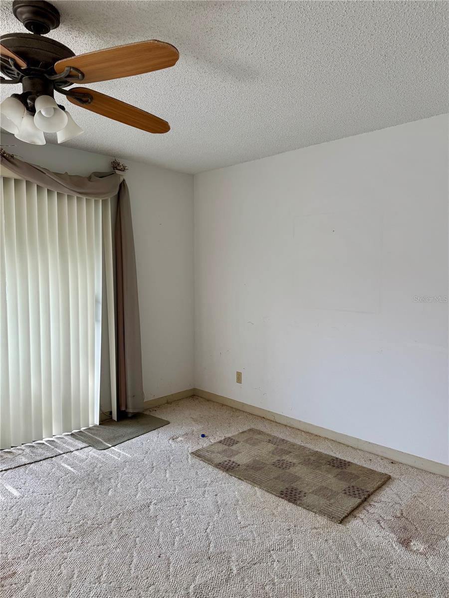 Image 3 of 10 For 3804 Oak Drive X21