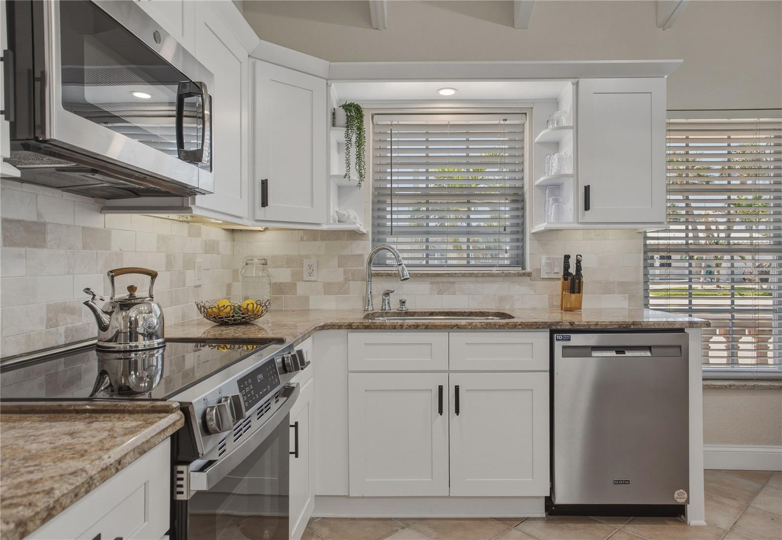 Image 13 of 73 For 324 173rd Avenue E