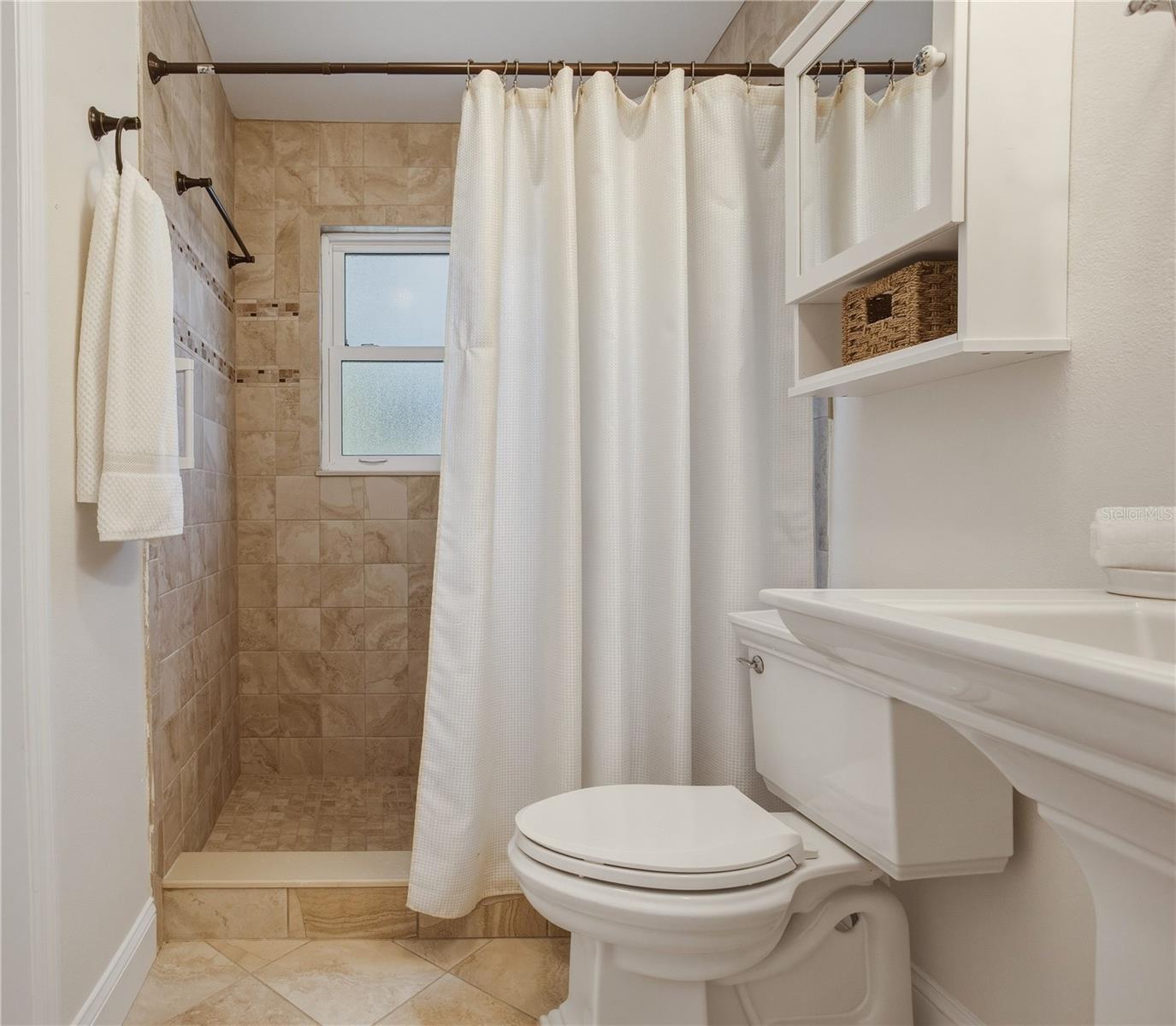 Image 43 of 73 For 324 173rd Avenue E