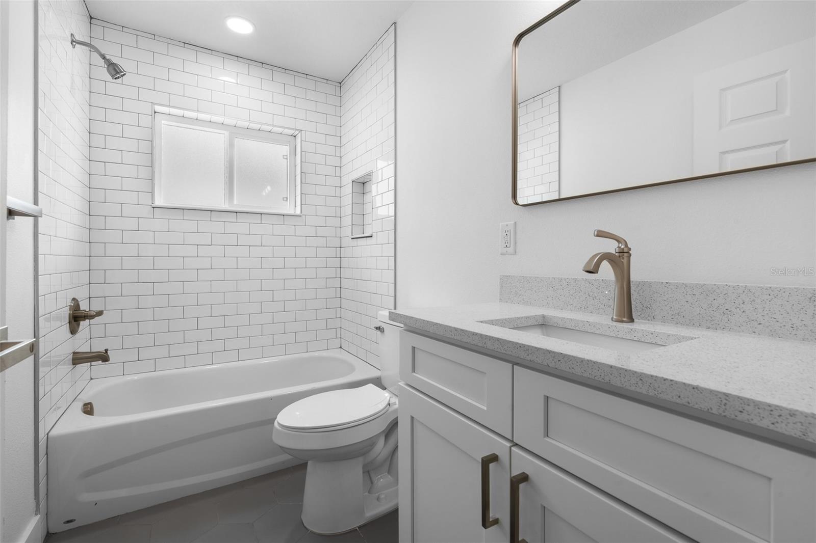 Image 7 of 19 For 505 43rd Street S 5051-2