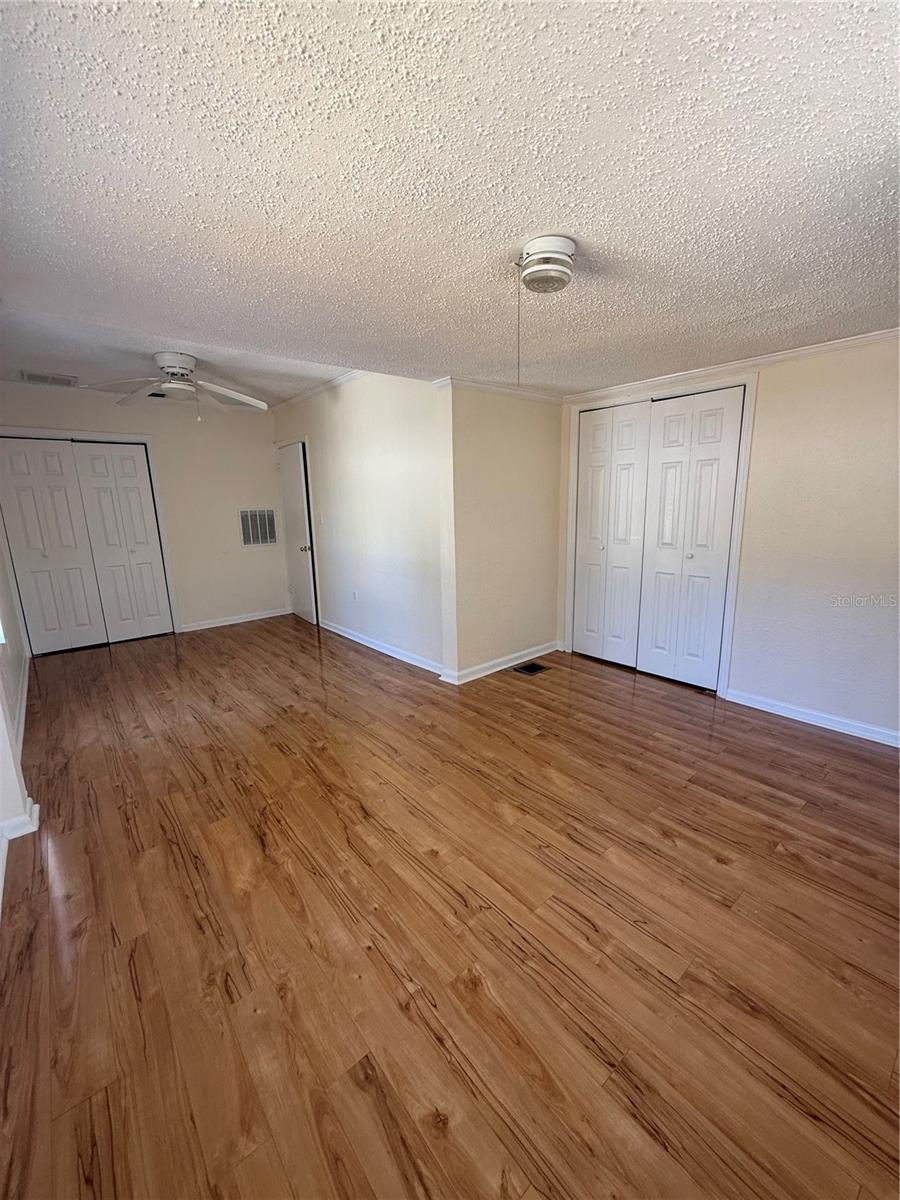 Image 10 of 16 For 1262 Woodlawn Terrace