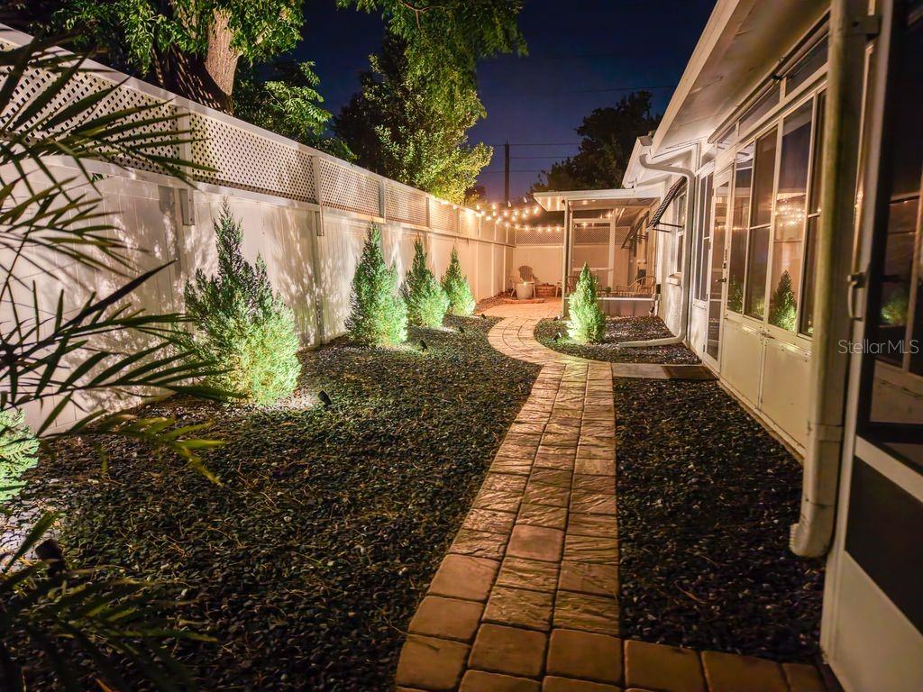 Image 30 of 38 For 1150 48th Street N
