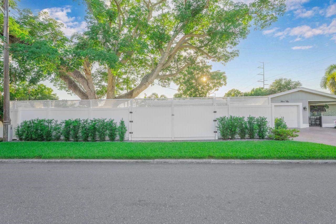 Image 36 of 38 For 1150 48th Street N