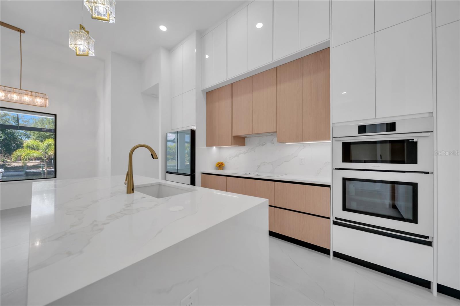Image 6 of 54 For 1114 Sw 8th Pl