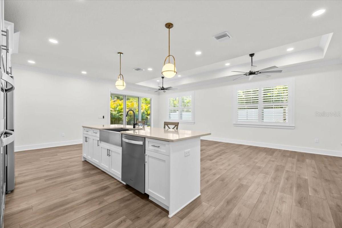 Image 12 of 49 For 201 Larocca Court
