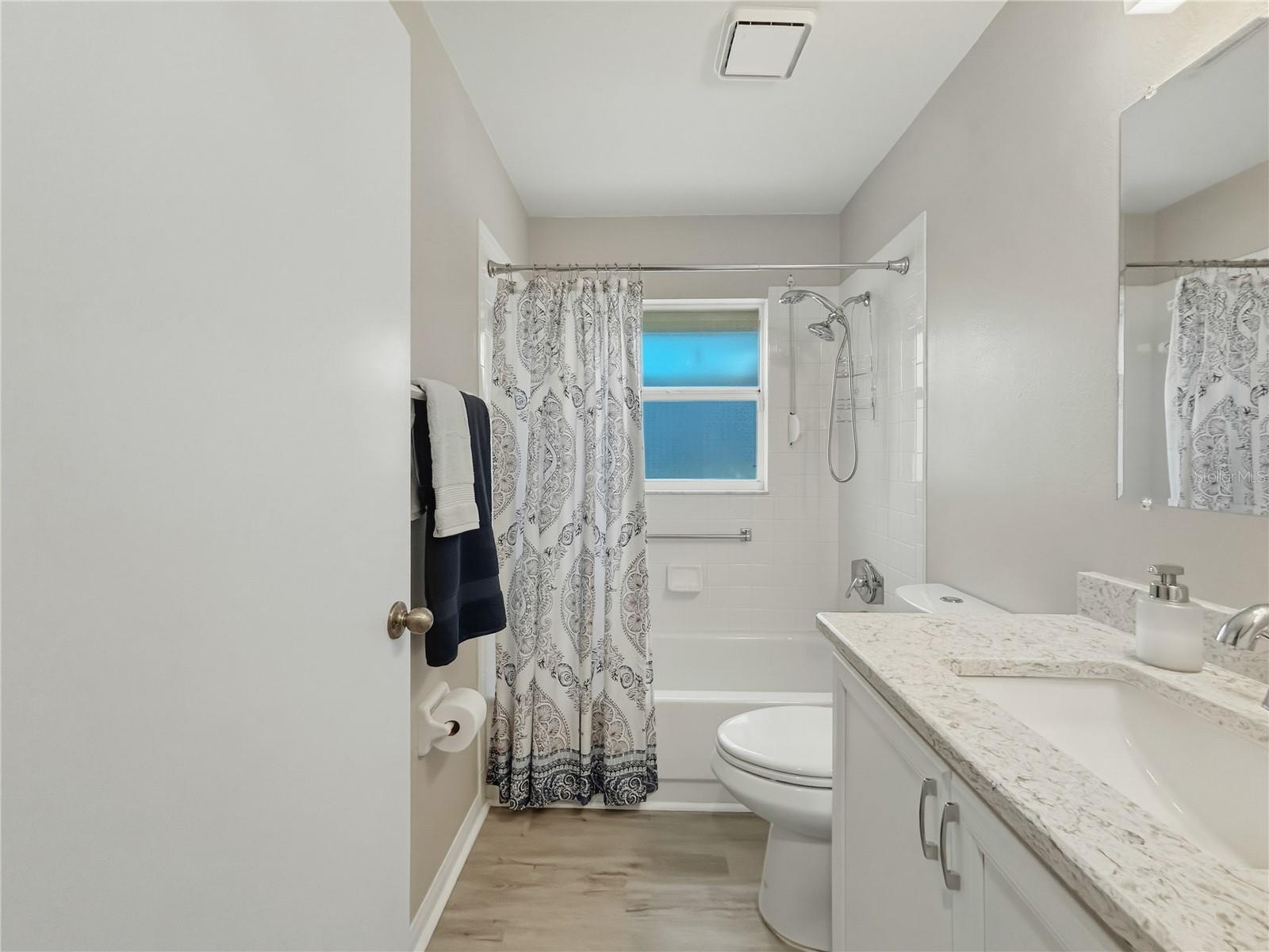 Image 32 of 40 For 2309 Del Webb Boulevard