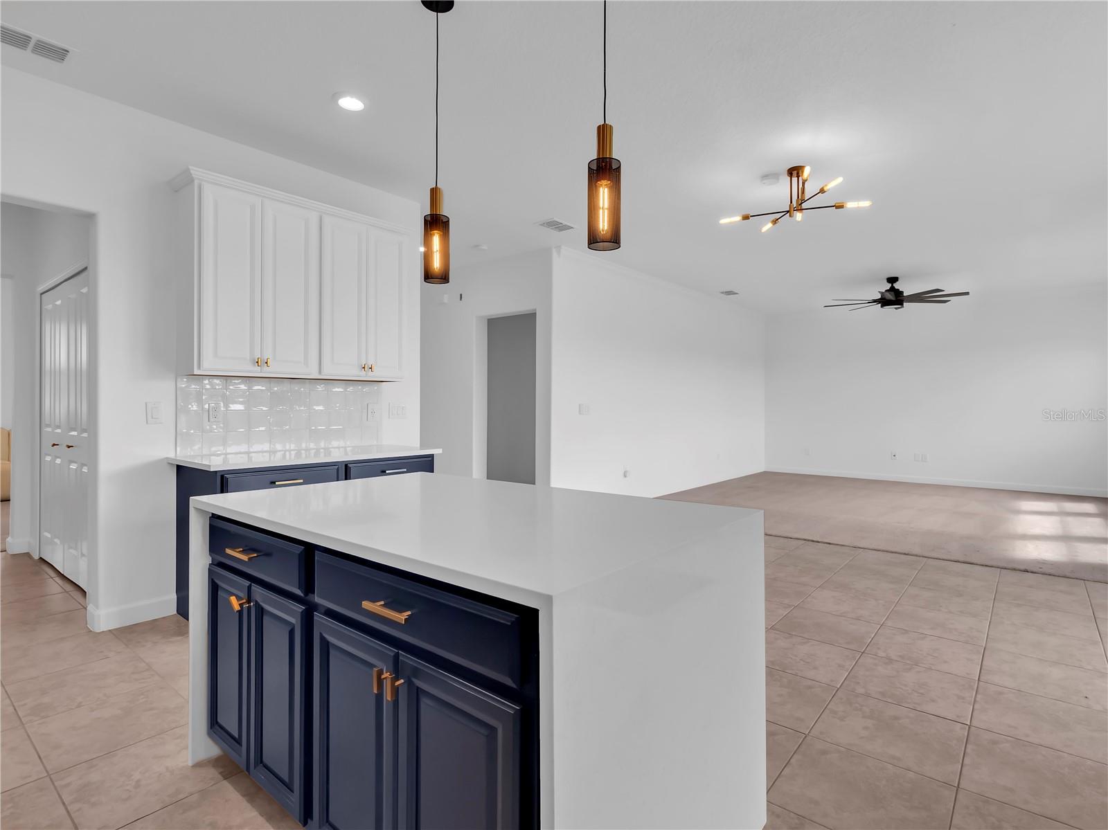 Image 11 of 52 For 5052 Ivory Stone Drive
