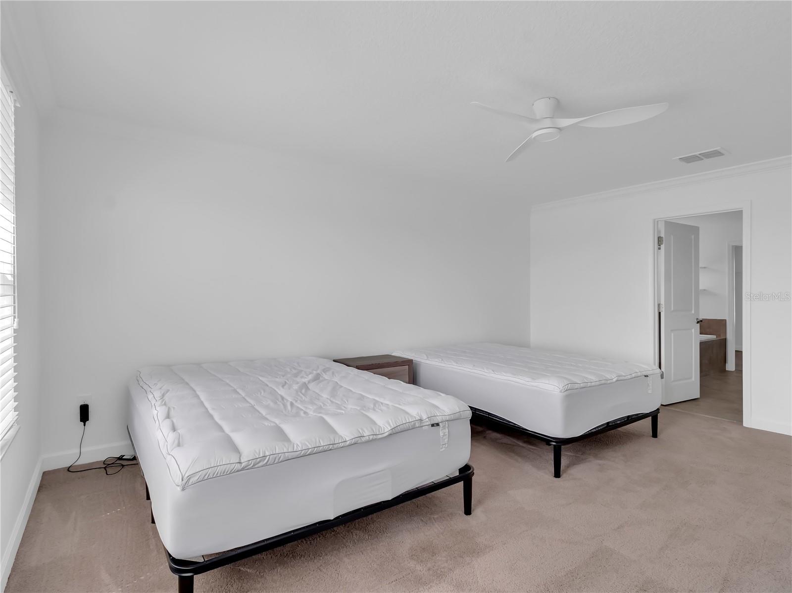 Image 30 of 52 For 5052 Ivory Stone Drive