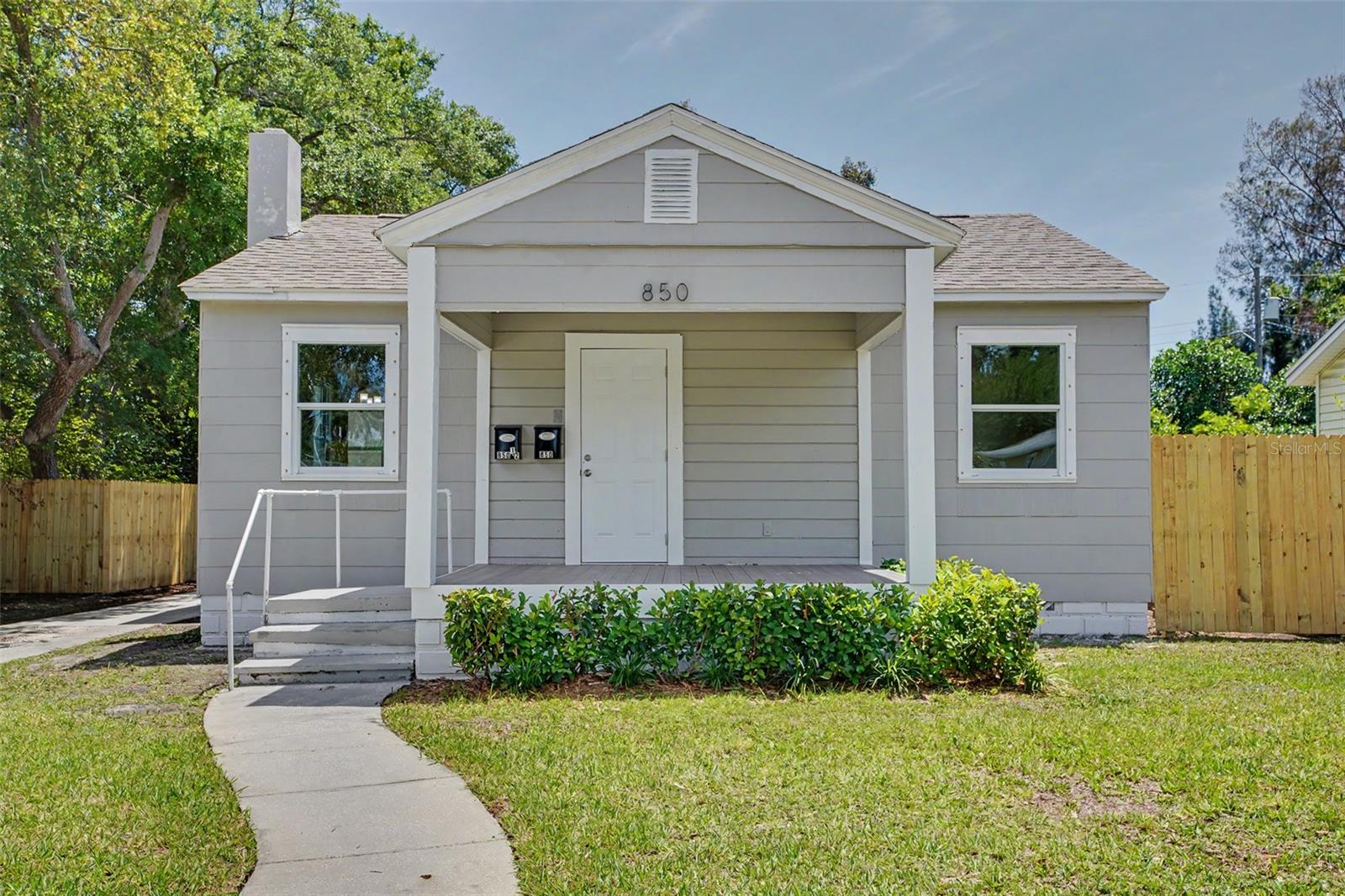 Details for 850 18th Avenue S, ST PETERSBURG, FL 33705