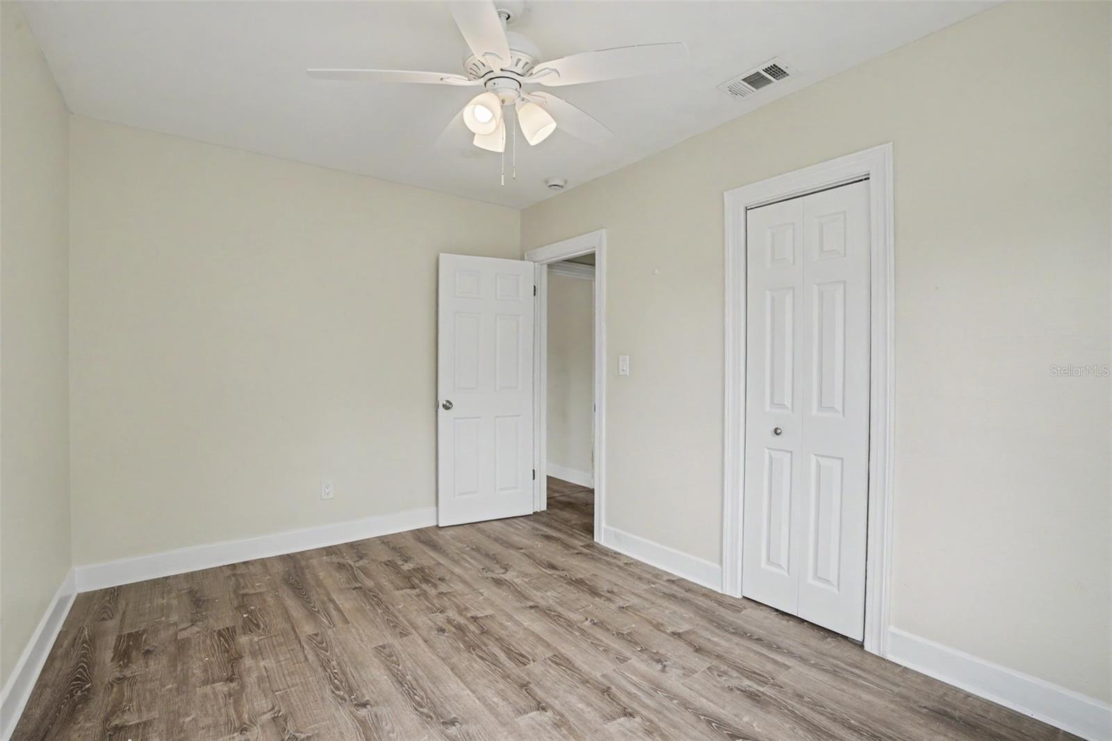 Image 48 of 57 For 850 18th Avenue S