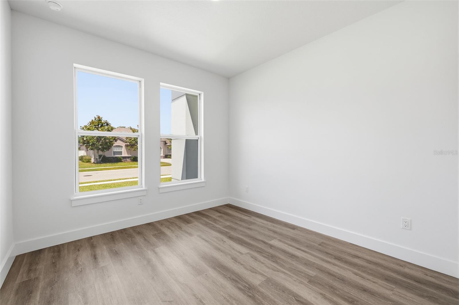 Image 18 of 46 For 4260 Baudelaire Court