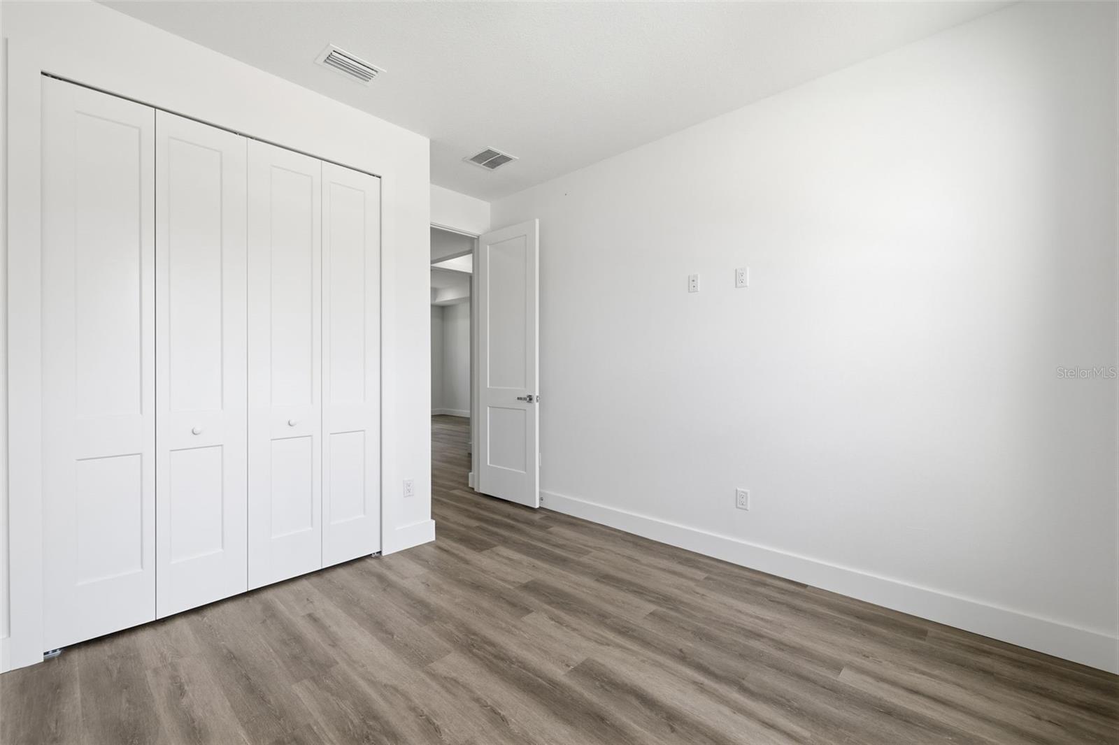 Image 19 of 46 For 4260 Baudelaire Court