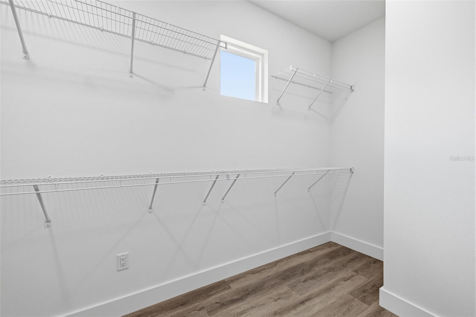 Image 22 of 46 For 4260 Baudelaire Court