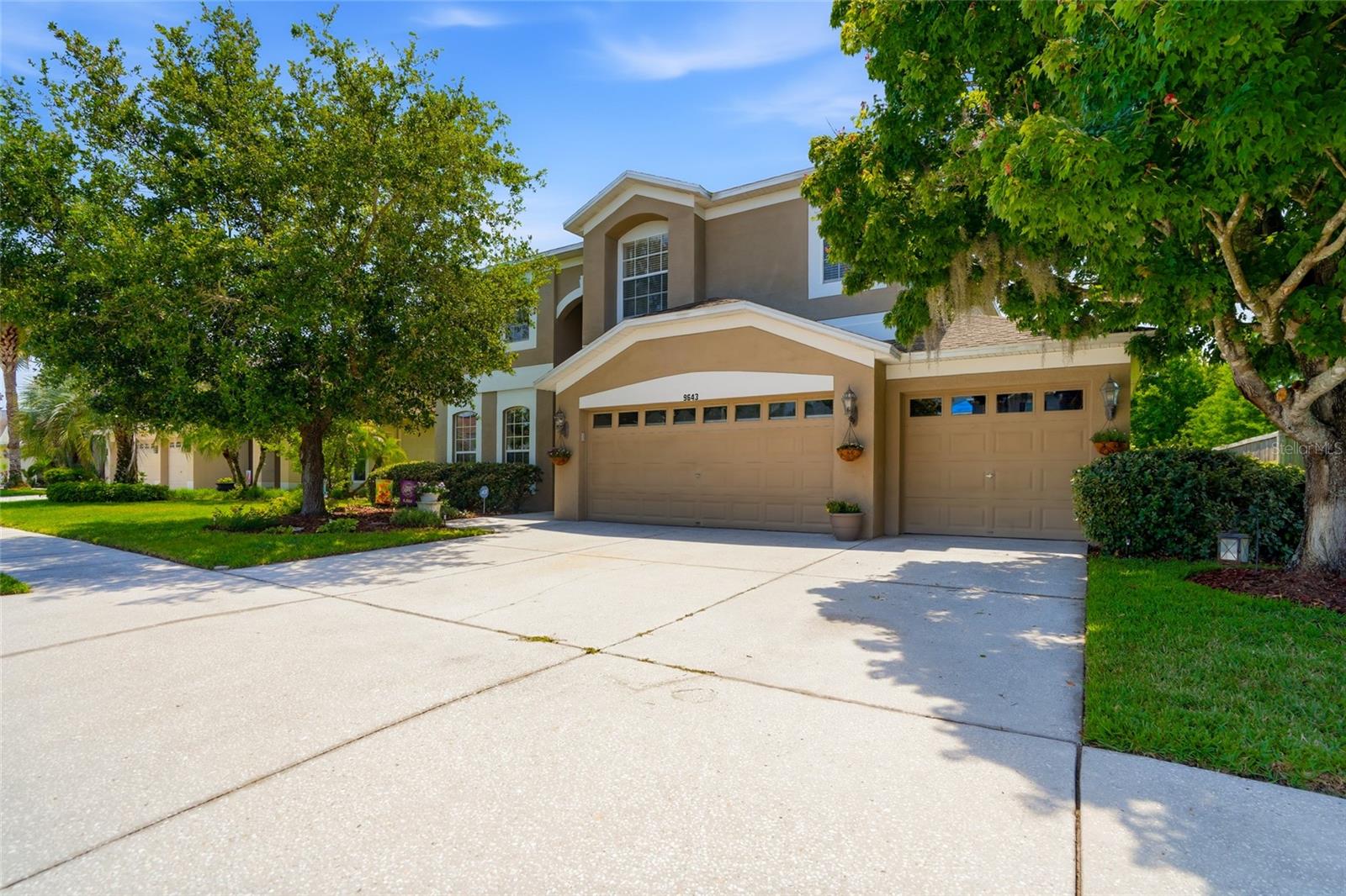 Image 2 of 49 For 9643 Asbel Estates Street