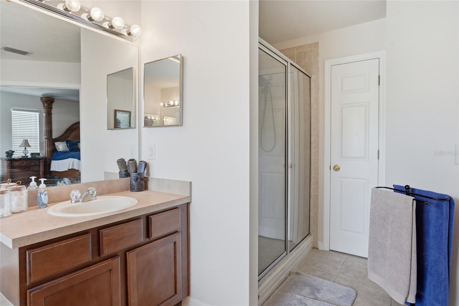 Image 27 of 49 For 9643 Asbel Estates Street