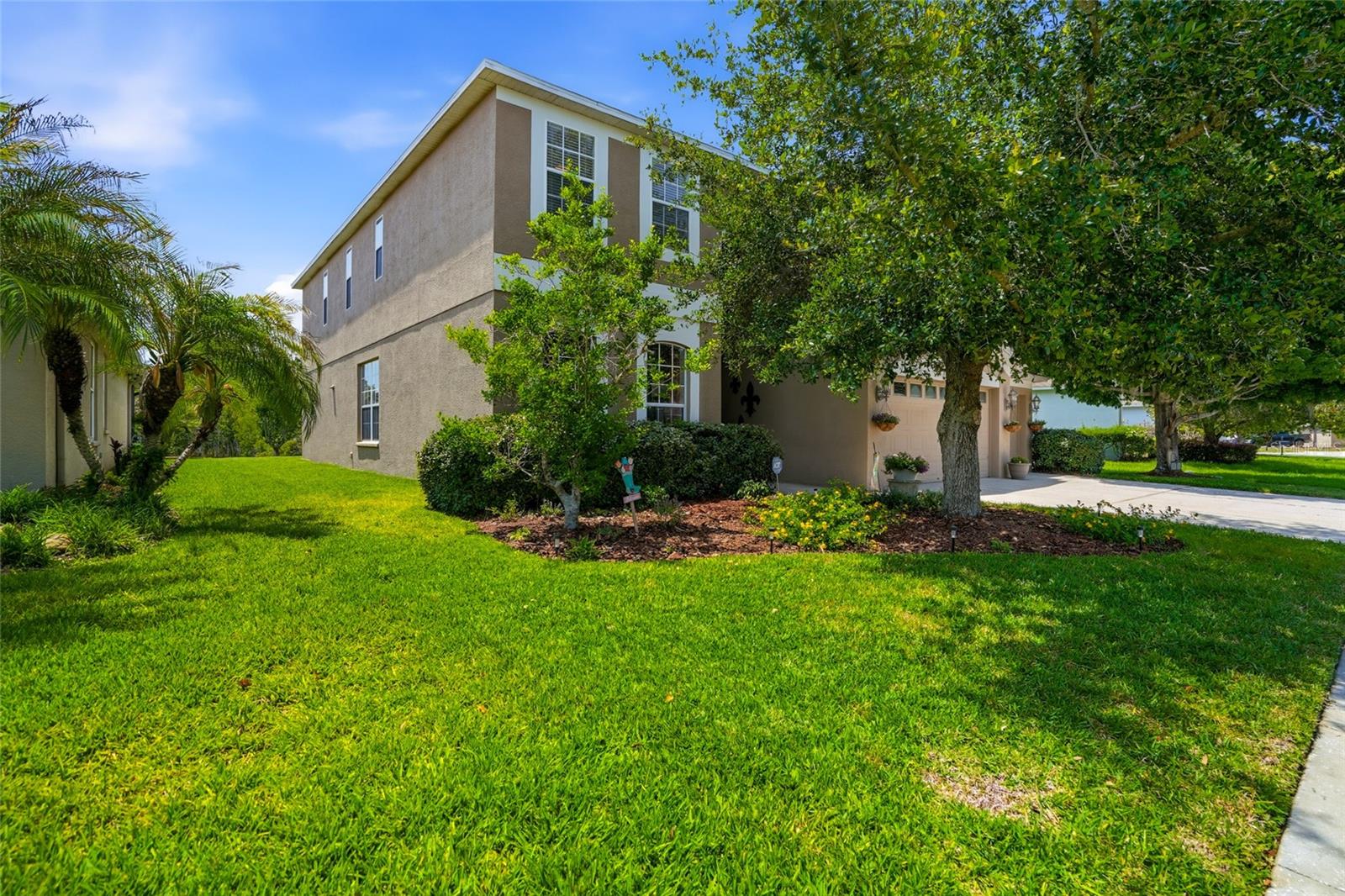 Image 4 of 49 For 9643 Asbel Estates Street
