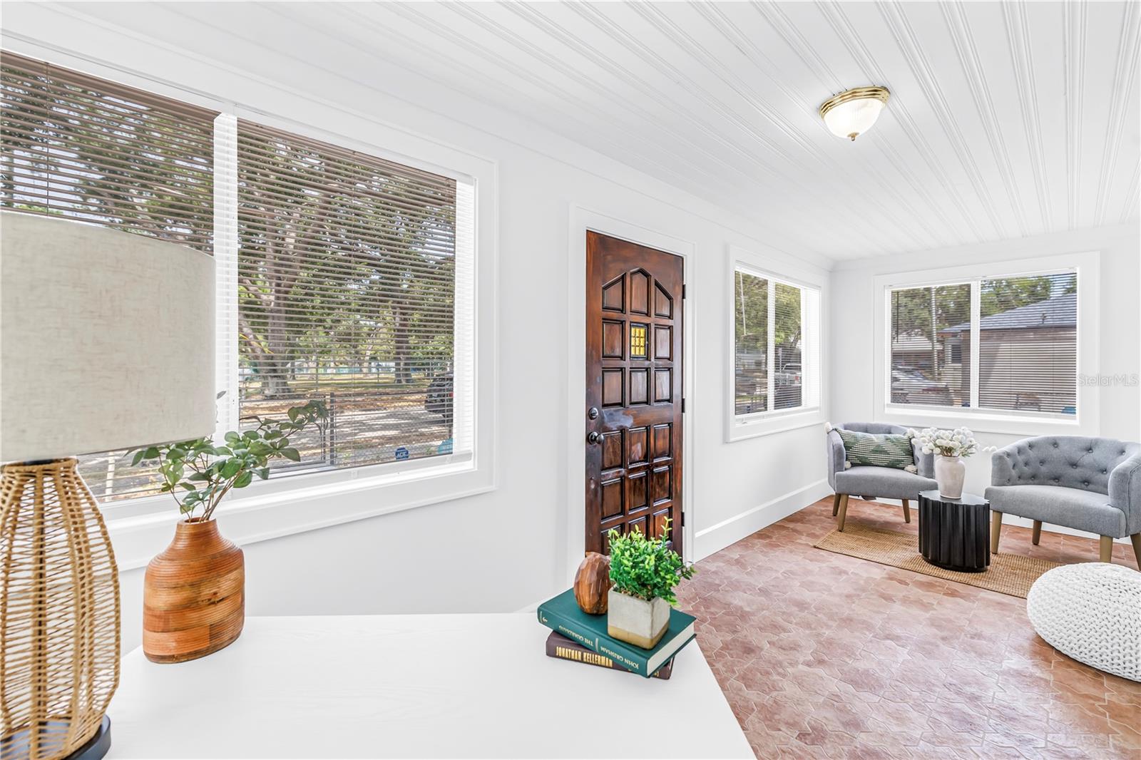 Image 10 of 42 For 2220 23rd Street S