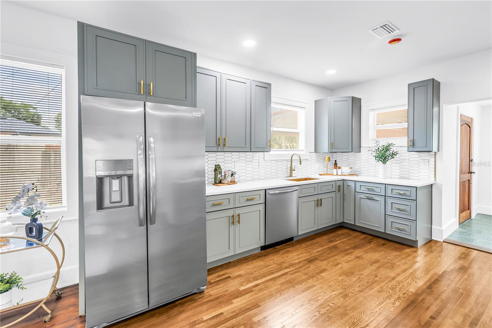 Image 25 of 42 For 2220 23rd Street S