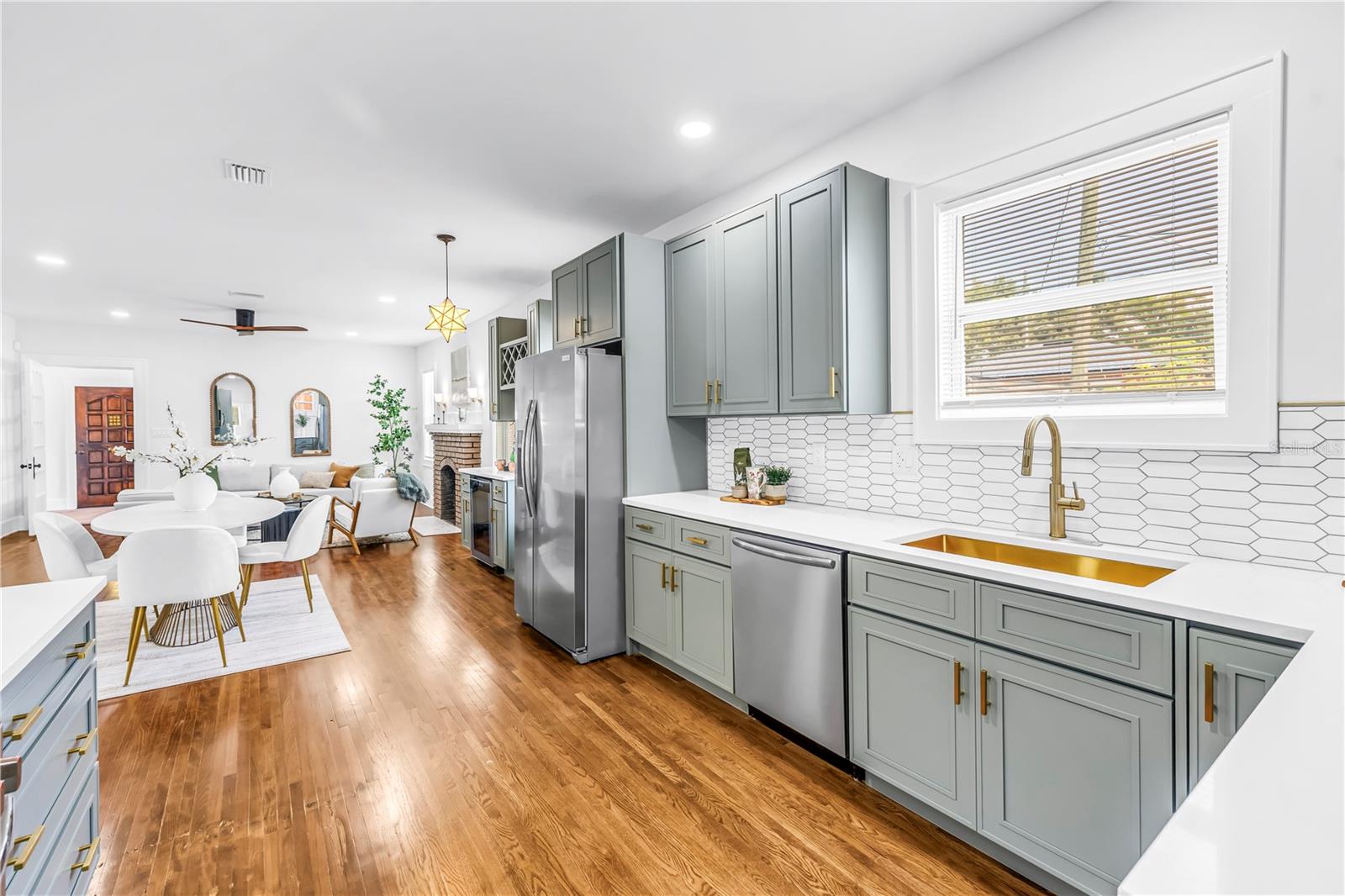 Image 26 of 42 For 2220 23rd Street S