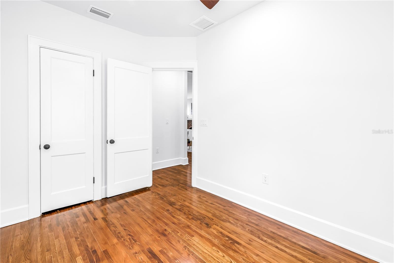 Image 37 of 42 For 2220 23rd Street S