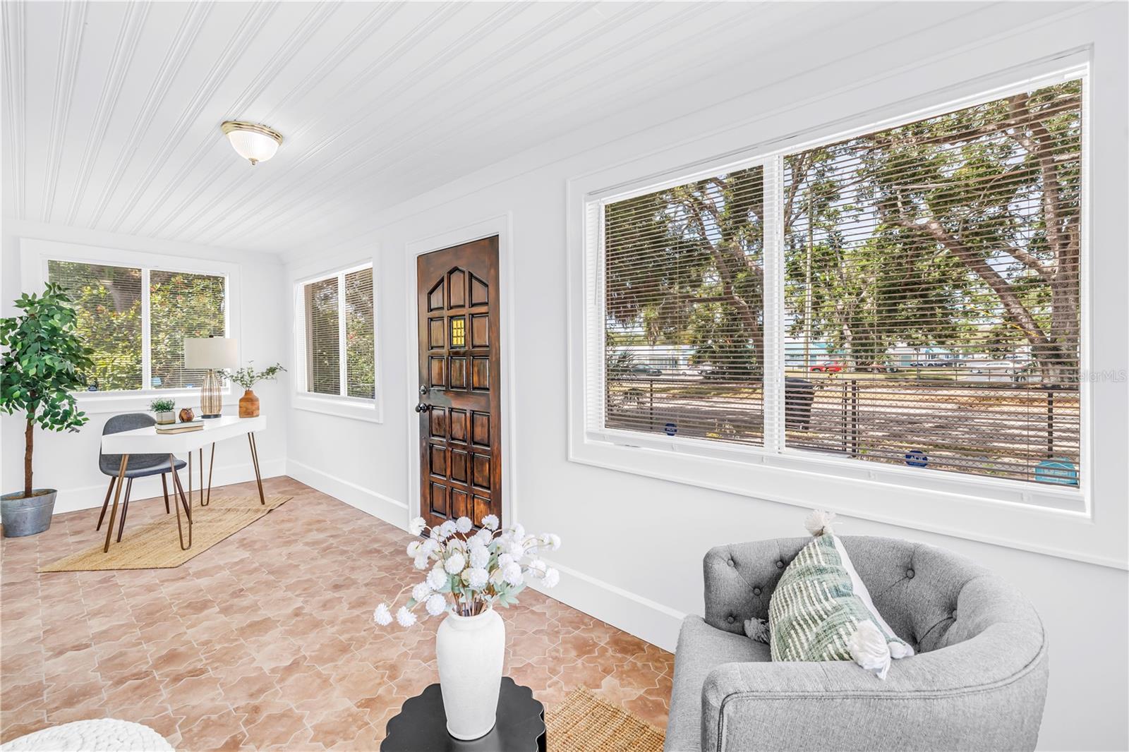 Image 4 of 42 For 2220 23rd Street S