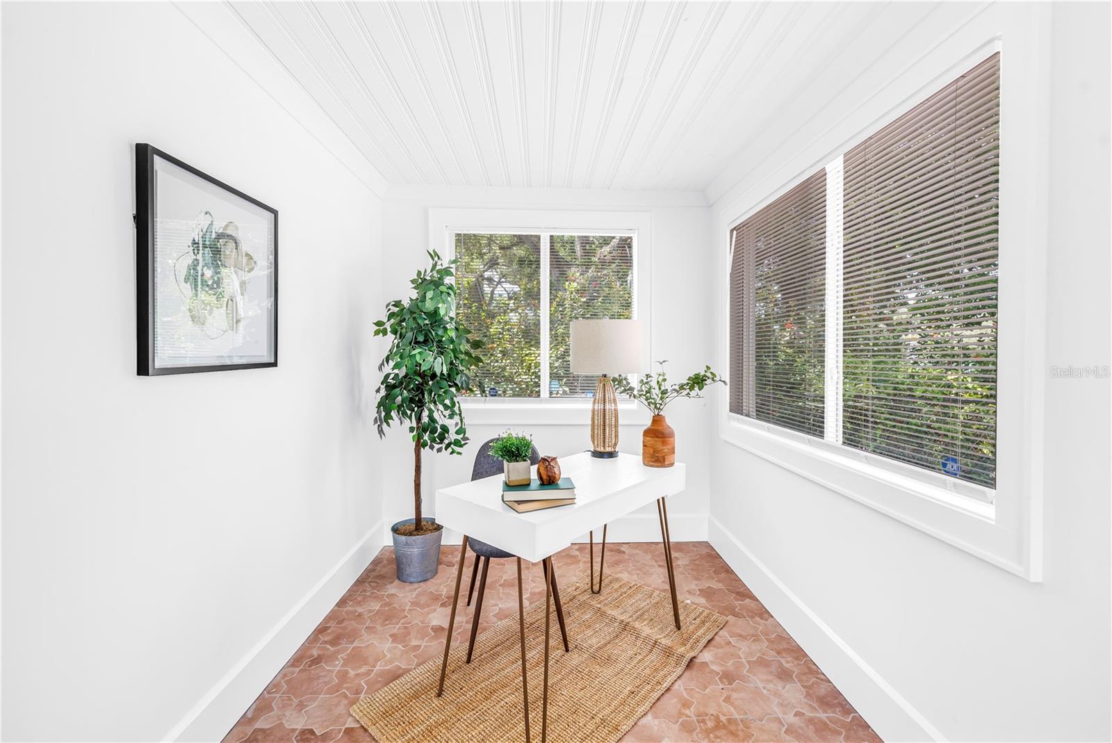Image 9 of 42 For 2220 23rd Street S