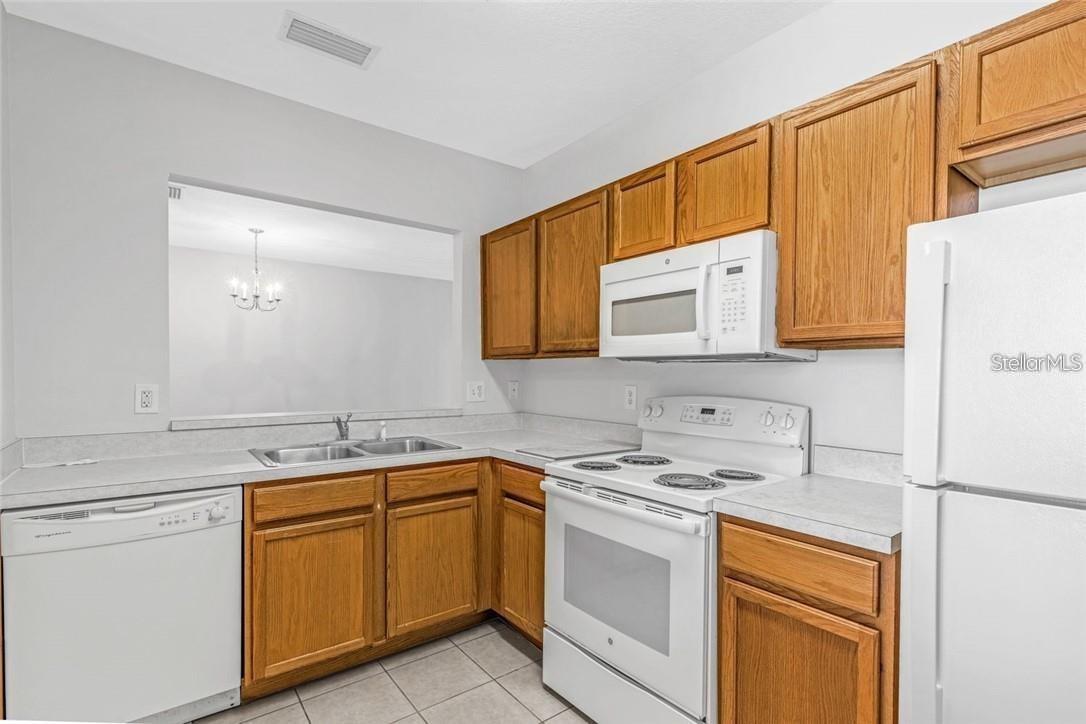 Image 2 of 24 For 9519 Newdale Way 201
